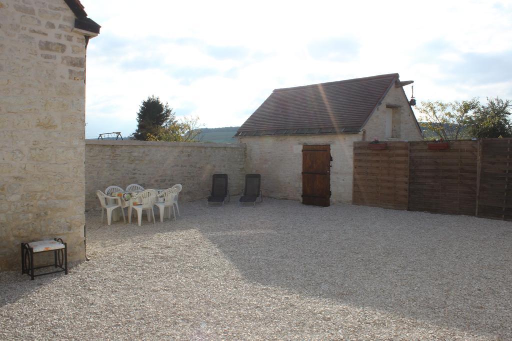 Charmante Maison Pierres 1768 Polisy Екстер'єр фото